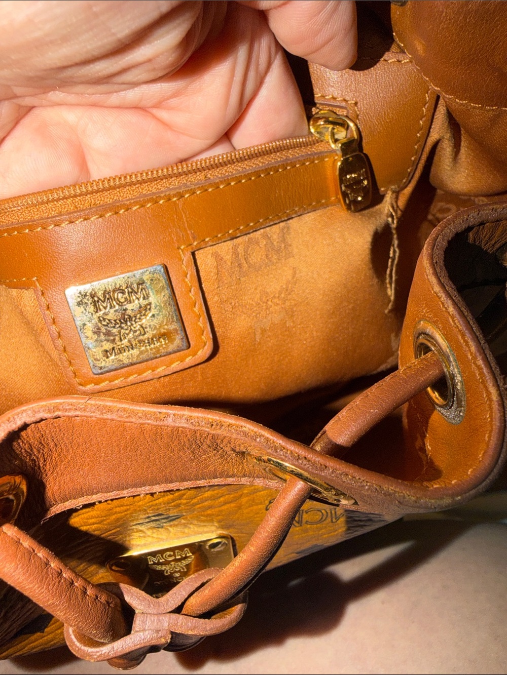 Vintage MCM Cognac Visetos Drawstring Bucket Bag w/ Dust Bag - Picture 8 of 11